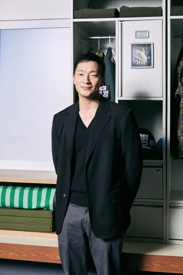 [서울=뉴시스] 박진희 기자 = 배우 손석구가 25일 넷플릭스 한국드라마 'D.P.' 온라인 제작발표회를 하고 있다. (사진=넷플릭스 제공) 2021.08.25. photo@newsis.com *재판매 및 DB 금지