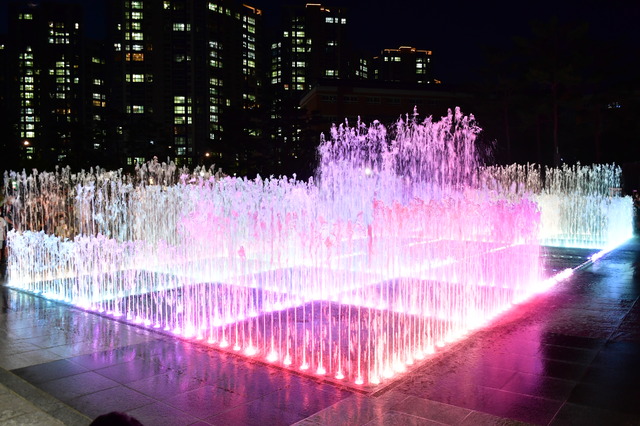 양산시 동면 석산근린공원 '미로형 바닥분수' *재판매 및 DB 금지