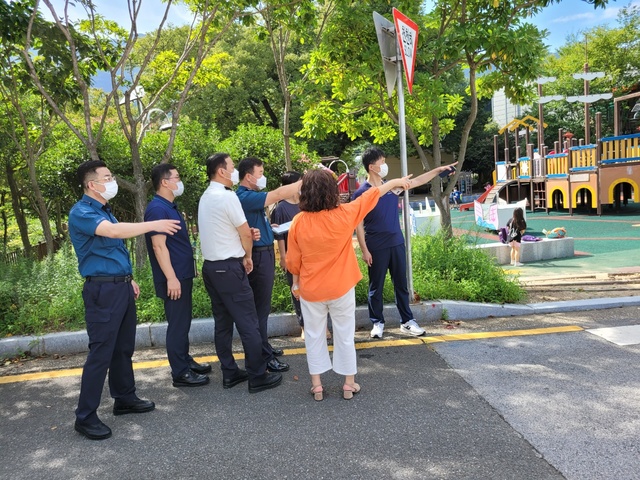 양산경찰서, 백동초등학교 어린이보호구역 현장점검 *재판매 및 DB 금지