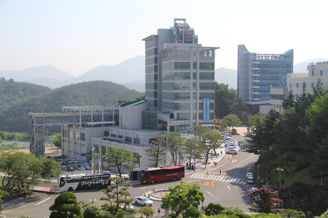 마산대학교 청강기념관. *재판매 및 DB 금지