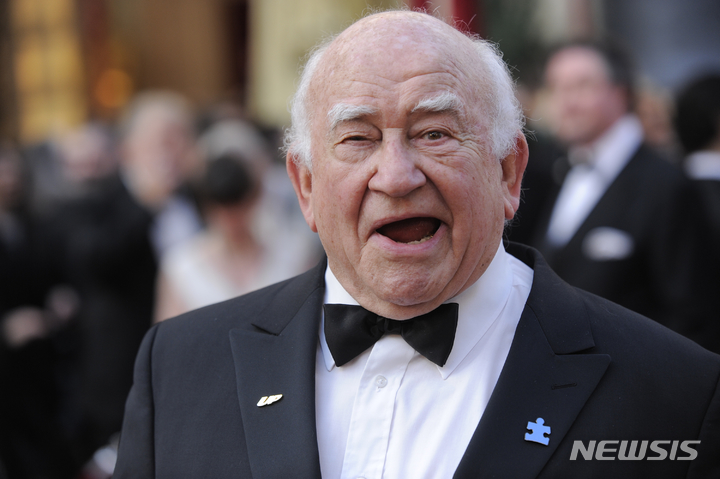 [로스앤젤레스(미국)=AP/뉴시스]애니메이션 '업'에서 칼 할아버지를 연기한 에드워드 애스너가 91세를 일기로 별세했다. 2021.08.30.