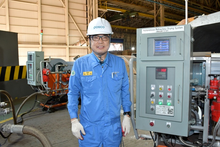 associate_pic