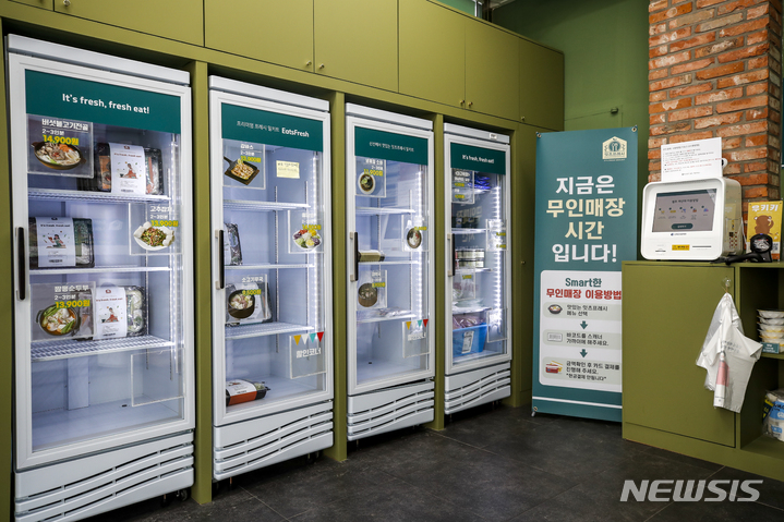 한 집 건너 한 집…'무인 밀키트 가게' 우후죽순