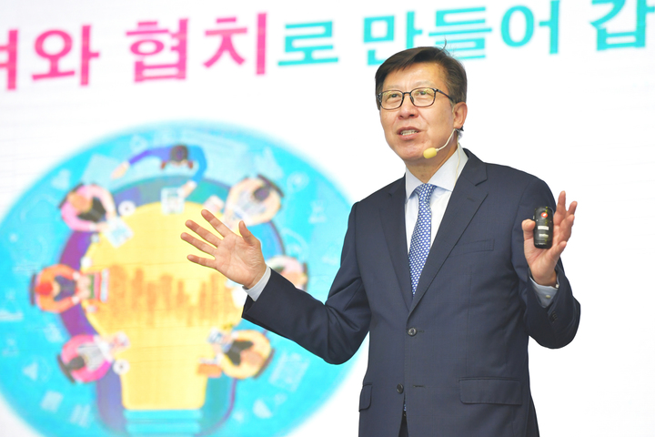  [부산=뉴시스] 허상천 기자 = 박형준 부산시장은 청년들의 주거비 부담을 덜어줄 청년임차보증금 대출이자 지원사업인 ‘머물자리론’을 시행한다고 8일 밝혔다. photo@newsis.com *재판매 및 DB 금지