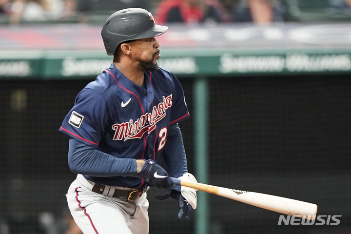 [클리블랜드=AP/뉴시스]미네소타 트윈스 바이런 벅스턴. 2021.09.009.