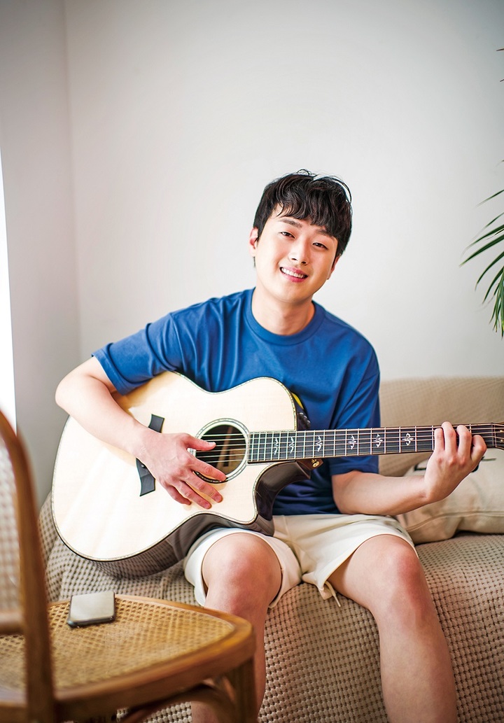 이찬원, 진짜 편의점 모델…15일 라이브 랜선 팬미팅