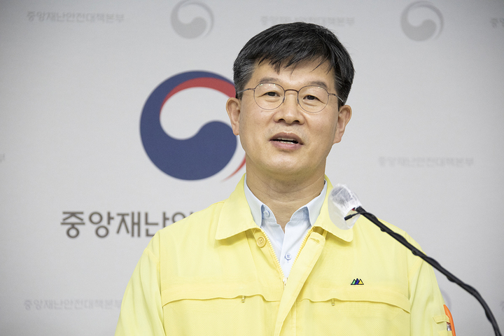 [서울=뉴시스] 이기일 중앙재난안전대책본부 제1통제관. (사진=보건복지부 제공) 2021.09.17. photo@newsis.com *재판매 및 DB 금지