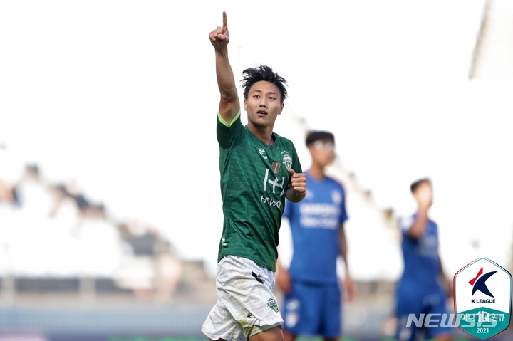 [서울=뉴시스] 전북 현대 백승호 결승골. (사진=프로축구연맹 제공)