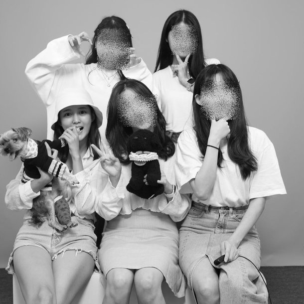 [서울=뉴시스]남보라 가족(사진=SNS 캡처)2021.09.22 photo@newsis.com *재판매 및 DB 금지