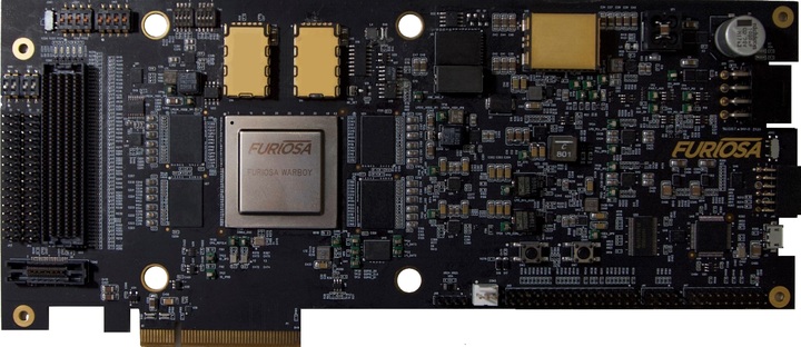 ▲퓨리오사AI의 첫 번째 실리콘 칩 '워보이'(Warboy)