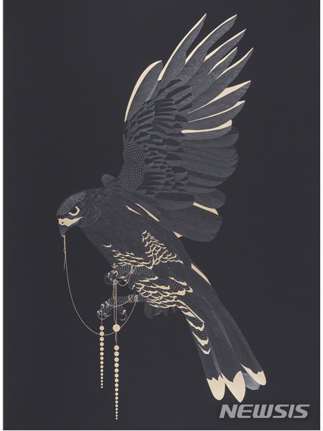 [서울=뉴시스] An Elegant Endeavour_165, Pencil and gold colour pen on black paper, 108.5x78.5cm, 2019