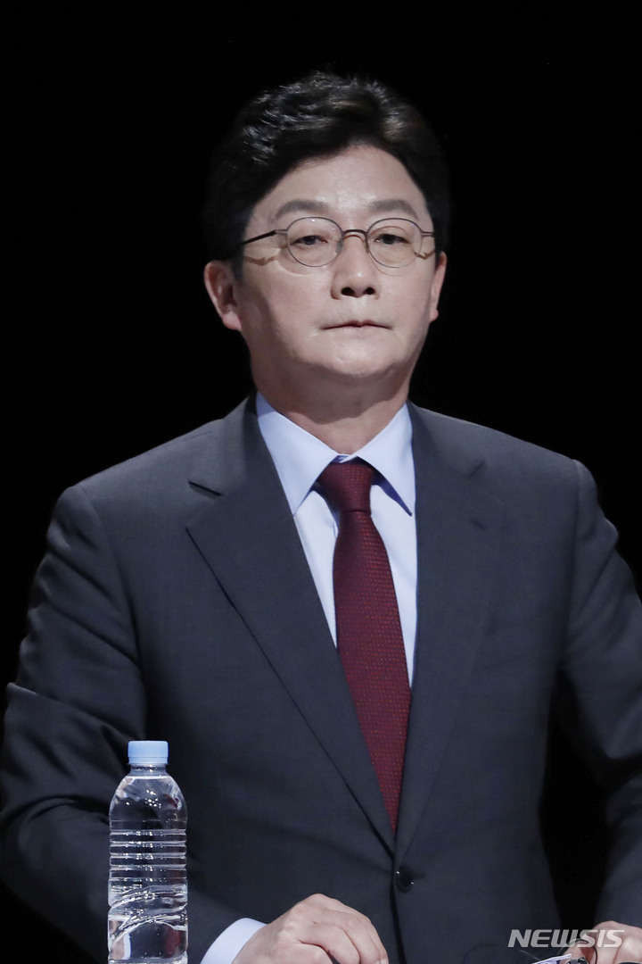 [서울=뉴시스] 최동준 기자 = 유승민 국민의힘 대선 경선 예비후보. 2021.09.28. photocdj@newsis.com