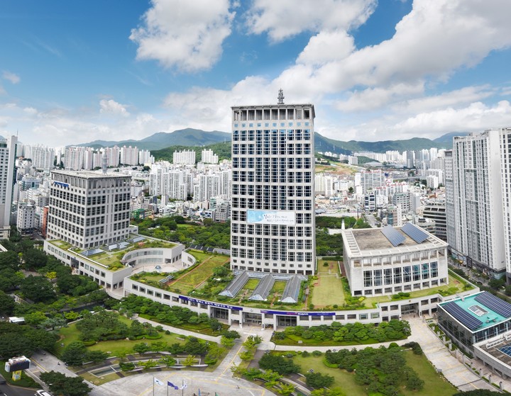  [부산=뉴시스] 허상천 기자 = 부산시는 27일 시청 회의실에서 미국 EMP벨스타·부산진해경제자유구역청과 ‘친환경에너지 초저온 물류센터 건립을 위한 업무협약’을 체결한다. 2021.10.27. (사진 = 부산시 제공) photo@newsis.com *재판매 및 DB 금지