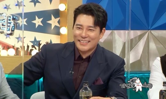 [서울=뉴시스] 이태곤 2021.10.05.(사진=MBC 라디오스타) photo@newsis.com*재판매 및 DB 금지 *재판매 및 DB 금지