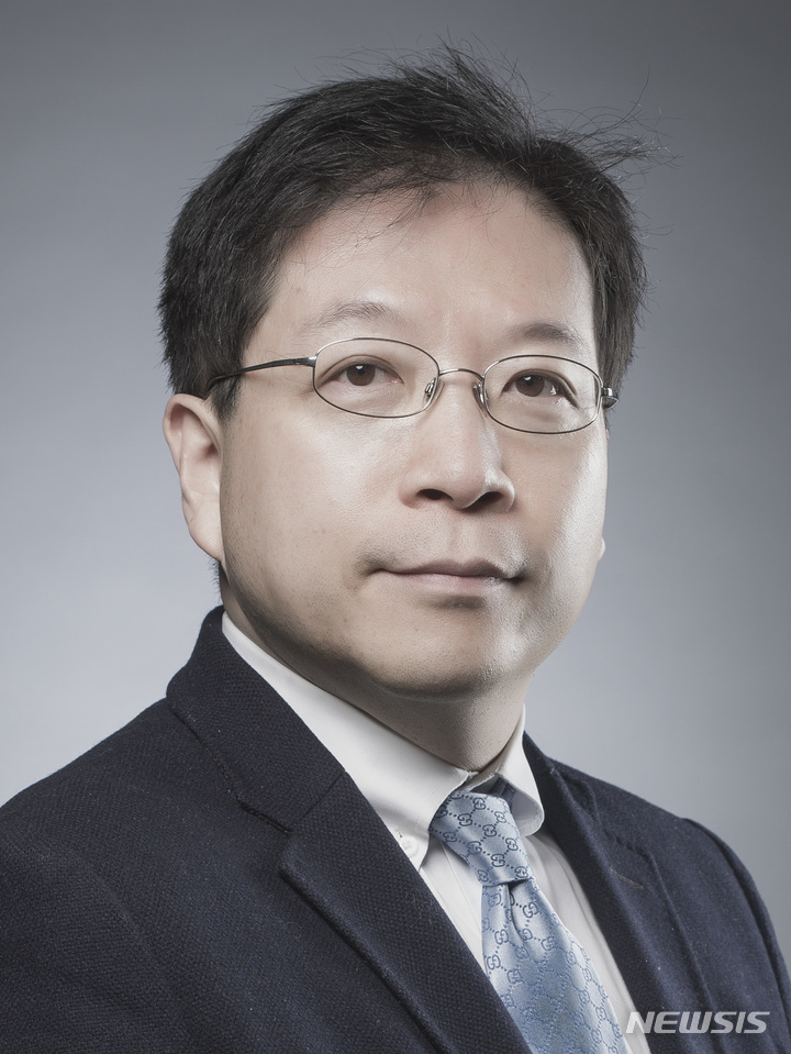 [서울=뉴시스]고려대 건축학과 김세용 교수
