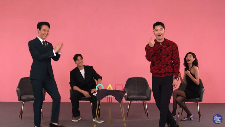 [서울=뉴시스]'오징어 게임' 출연진인 이정재·박해수·정호연·위하준이 6일(현지시간) 미국 NBC 간판 토크쇼 '더 투나잇 쇼 스타링 지미 팰런'(지미 팰런쇼)에 화상으로 출연했다.(사진=넷플릭스 제공)2021.10.07 photo@newsis.com *재판매 및 DB 금지