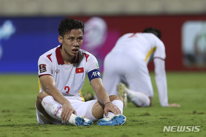[샤르자=AP/뉴시스]최종예선 3연패에 빠진 박상서호 베트남. 2021.10.07.