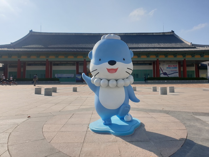 [진주=뉴시스] 진주역에 설치한 '하모'. *재판매 및 DB 금지