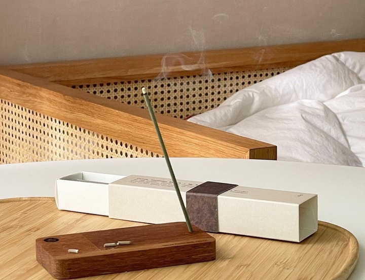 2030 아로마테라피 힐링…올리브영, 인센스스틱 매출 92%↑