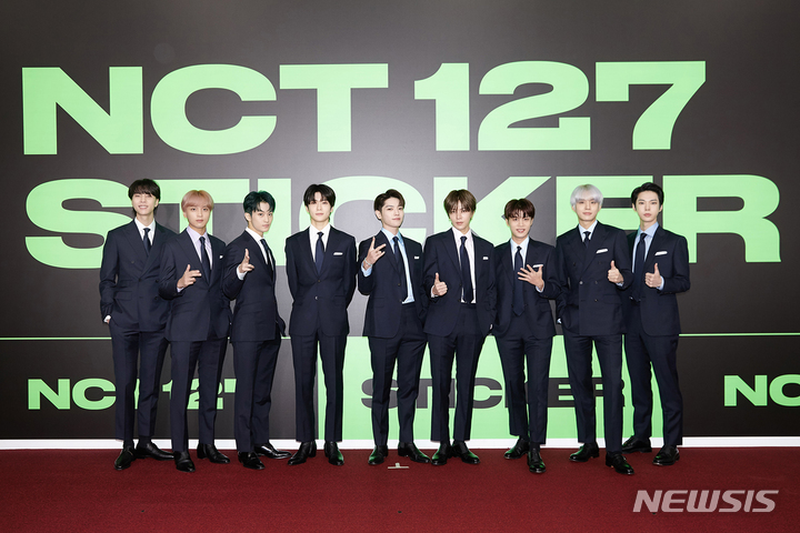 [서울=뉴시스]NCT 127 2021.10.13.(사진=SM 엔터테인먼트 제공) photo@newsis.com*재판매 및 DB 금지