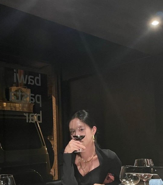 [서울=뉴시스] 손나은 2021.10.13사진=손나은 인스타그램) photo@newsis.com&nbsp; *재판매 및 DB 금지