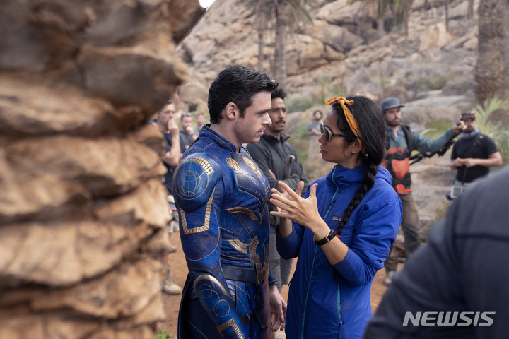 [서울=뉴시스] 영화 '이터널스' 클라스 스틸. (사진=월트디즈니컴퍼니 코리아 제공) 2021.10.14 photo@newsis.com