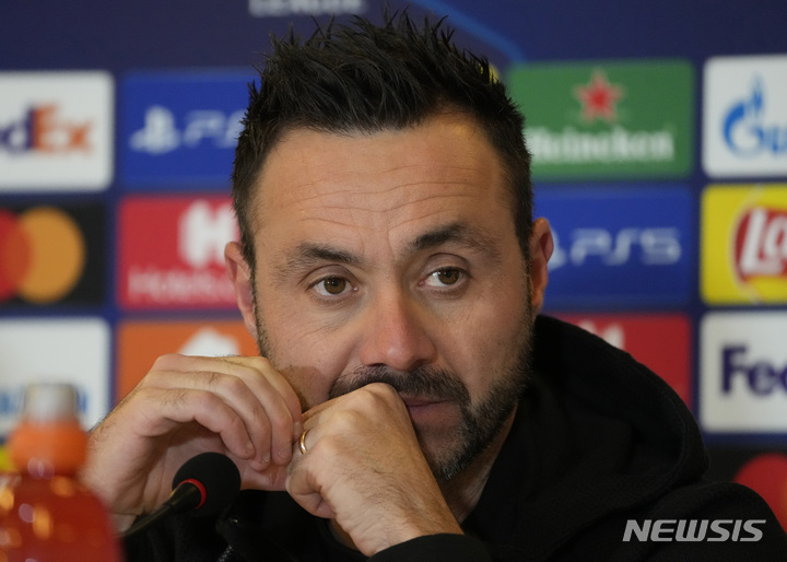 [키이우=AP/뉴시스] 로베르토 데 제르비 감독. 2022.09.19.