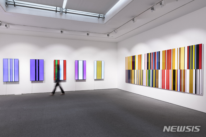 [서울=뉴시스] 전병삼의 실물 작품 전시 전경과 작품 상세 이미지. 제공: 케이옥션