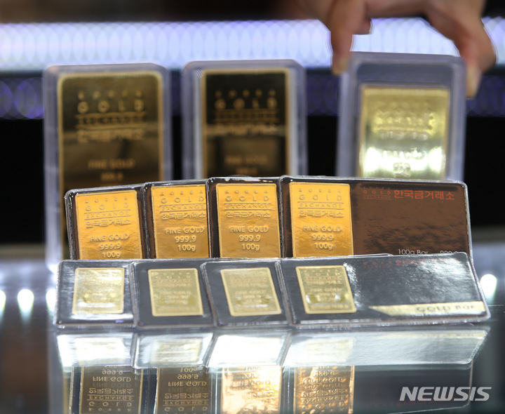 인플레에 올들어 최고 찍은 금값....더 오를까