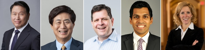 [대전=뉴시스] KAIST의 제5회 'GSI-2021 국제포럼'에 참석하는 주요 인사들. 왼쪽부터 최태원 SK그룹 회장, 이우일 회장, 스콧 스턴 교수, 에어런 차터지 교수, 세라 크렙스 교수. *재판매 및 DB 금지