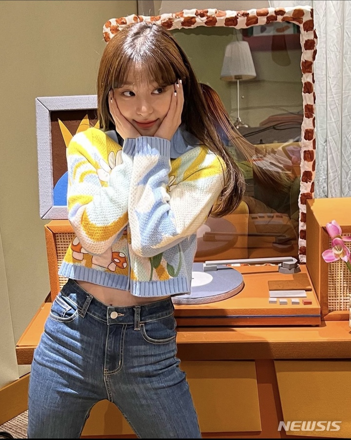 [서울=뉴시스]레드벨벳 슬기 2021.10.22(사진=슬기 인스타그램 캡처) photo@newsis.com*재판매 및 DB 금지