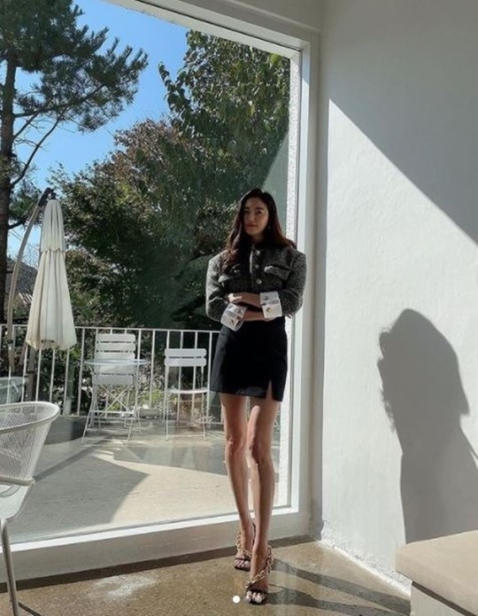 [서울=뉴시스] 김사랑 2021.10.22 사진=김사랑 인스타그램) photo@newsis.com&nbsp; *재판매 및 DB 금지