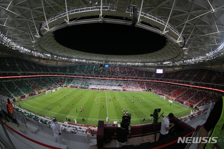 [도하=AP/뉴시스] 2022 FIFA 월드컵 경기장 중 하나인 알 투마마 스타디움 전경. 2022.02.09.