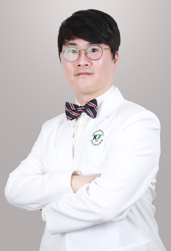 associate_pic