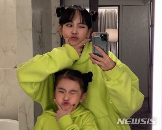 [서울=뉴시스]'배우 김지우'.2021.10.27.(사진=김지우 SNS).photo@newsis.com