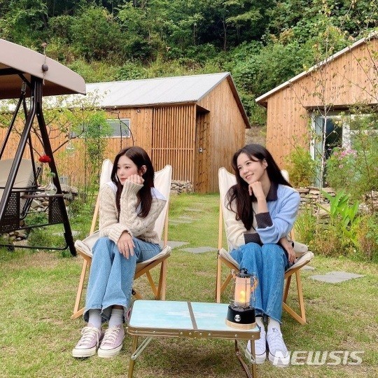 [서울=뉴시스] 장예원 김민주 (사진=장예원 SNS 캡처 ).2021.10.27.photo@newsis.com