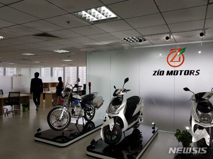 [서울=뉴시스] 지오홀딩스 전기모터사이클(오토바이). (사진=지오홀딩스 제공) 2021.10.27. photo@newsis.com