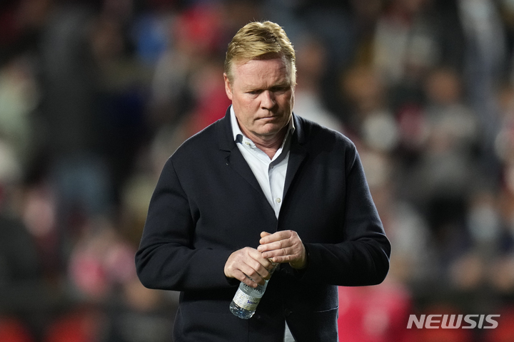 [마드리드=AP/뉴시스] 로날드 쿠만 감독. 2022.04.06.