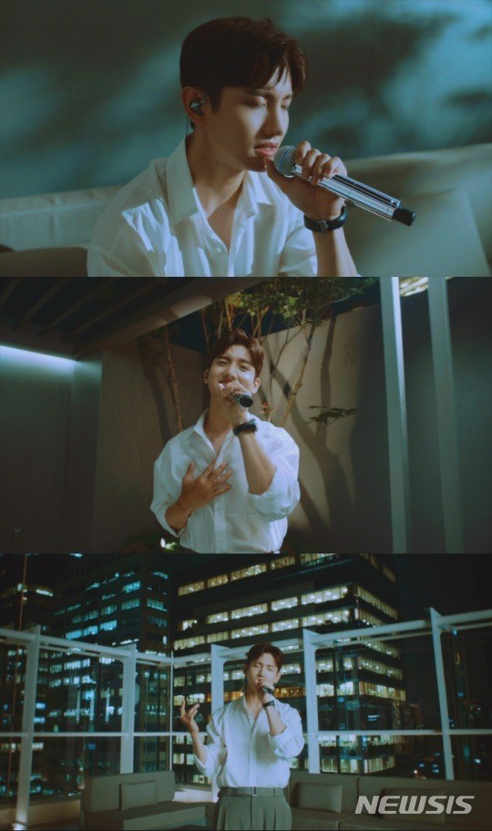 [서울=뉴시스]최강창민 2021.11.03(사진=에스엠엔터테인먼트 제공) photo@newsis.com*재판매 및 DB 금지