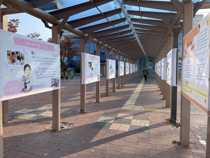  *재판매 및 DB 금지