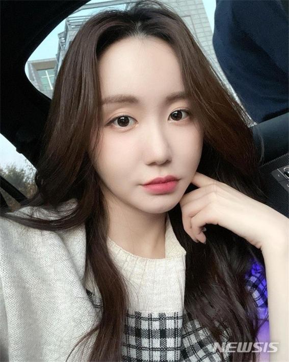 [서울=뉴시스] 배우 이예림 (사진=이예림 SNS 캡처).2021.11.08.photo@newsis.com