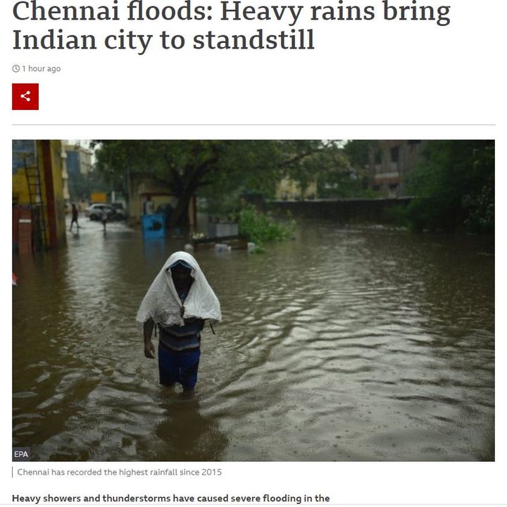 [서울=뉴시스]인도 남부 첸나이에 지난 2015년 이후 가장 많은 폭우가 쏟아지면서 첸나이의 삶이 마비됐다고 BBC가 8일 보도했다. 폭우로 물에 잠긴 첸나이의 거리 모습. <사진 출처 : 英 BBC 사진 캡처> 사진 출고 및 재배포 금지. 2021.11.8 
