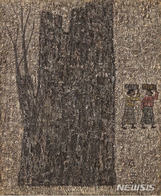 [서울=뉴시스]박수근, 고목과 여인, 1960년대 전반, 캔버스에 유채, 45x38cm, 리움미술관