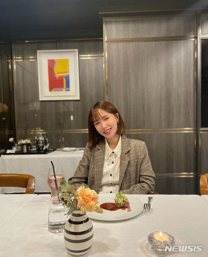 [서울=뉴시스] 초아. 2021.11.11. (사진 = 초아 SNS) photo@newsis.com