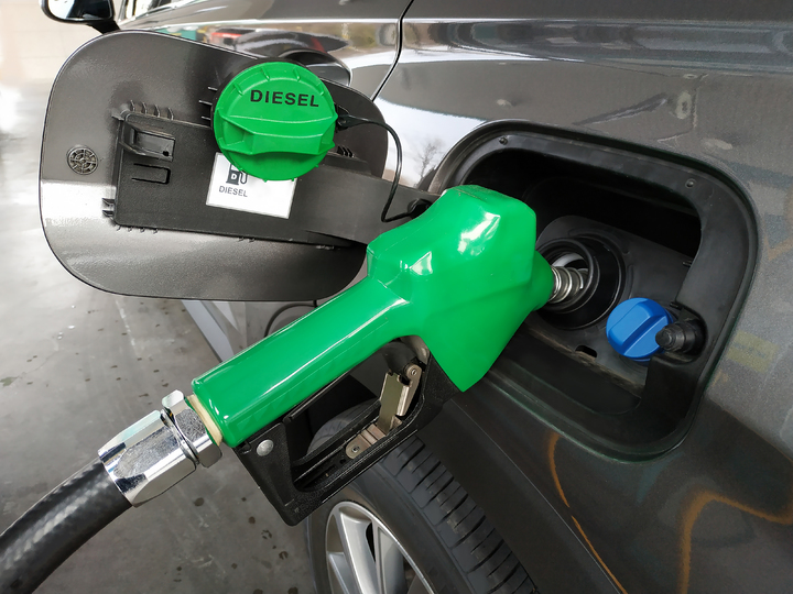 요소수 대란에 소비자들도 '디젤차' 기피…퇴출 빨라지나