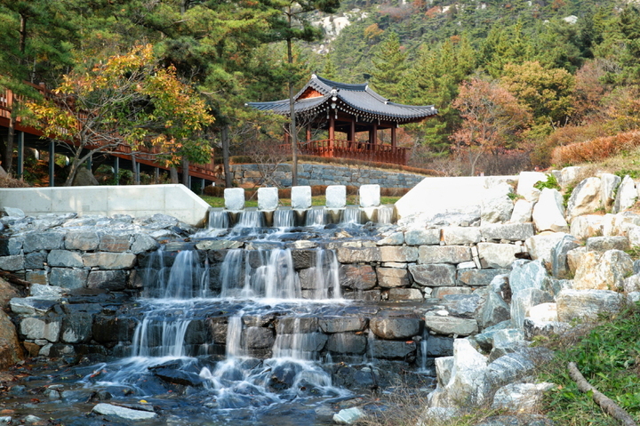 새 단장한 샘골 도시공원&nbsp; 전경.(사진=태안군청 제공) *재판매 및 DB 금지