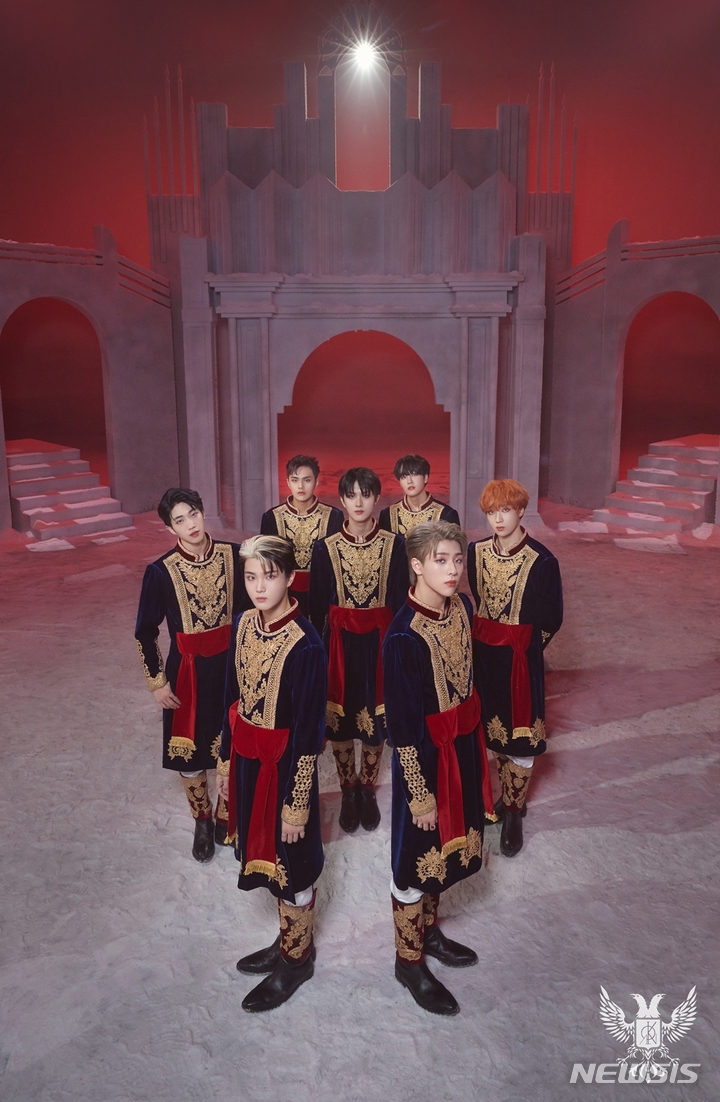 [서울=뉴시스] 4세대 아이돌 슈퍼루키, '킹덤' 2021.11.15(사진=GF엔터테인먼트 제공) photo@newsis.com