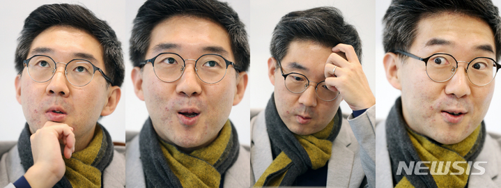 [서울=뉴시스] 박진희 기자 = 김택수 작곡가가 17일 서울 중구 국립극장에서 뉴시스와 인터뷰 하고 있다. 2021.11.18. pak7130@newsis.com