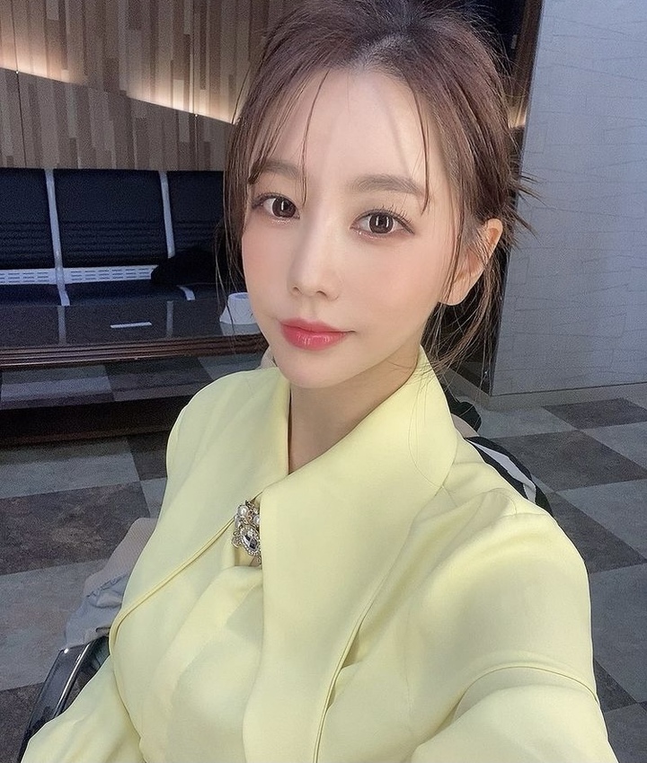 [서울=뉴시스] 황보미. 2021.11.18. (사진 = 인스타그램 캡처) photo@newsis.com