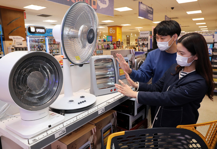 영하권 강추위 예보…이마트, 난방용품 최대 30% 할인